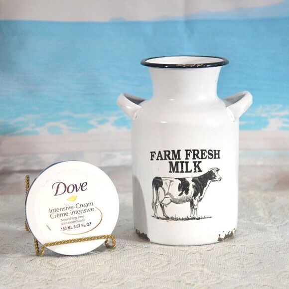 Enamelware Rustic Farm Fresh Milk Can and New Dove Intensive-Cream - Picture 1 of 4